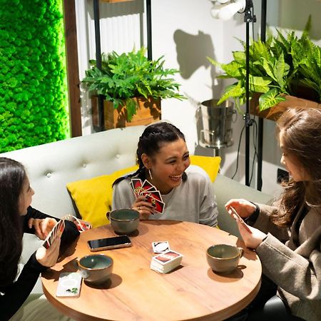 Aiva Hostel Bishkek Bagian luar foto
